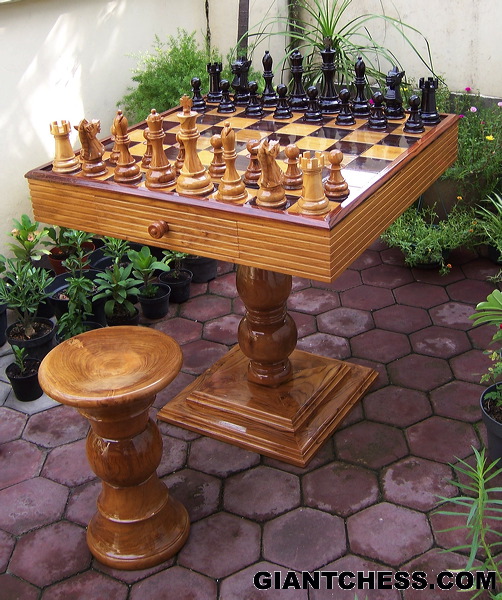 wooden-chess-02.jpg