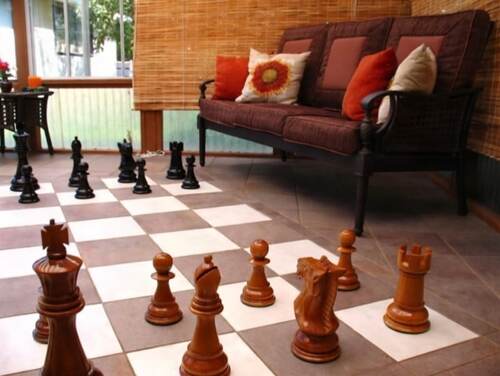 16&Prime; Sets giant teak chess photo