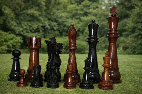 60&Prime; Sets giant teak chess photo